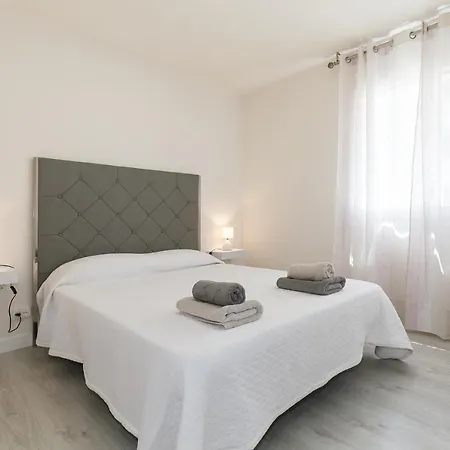 Uhc Nautilus Apartment Salou